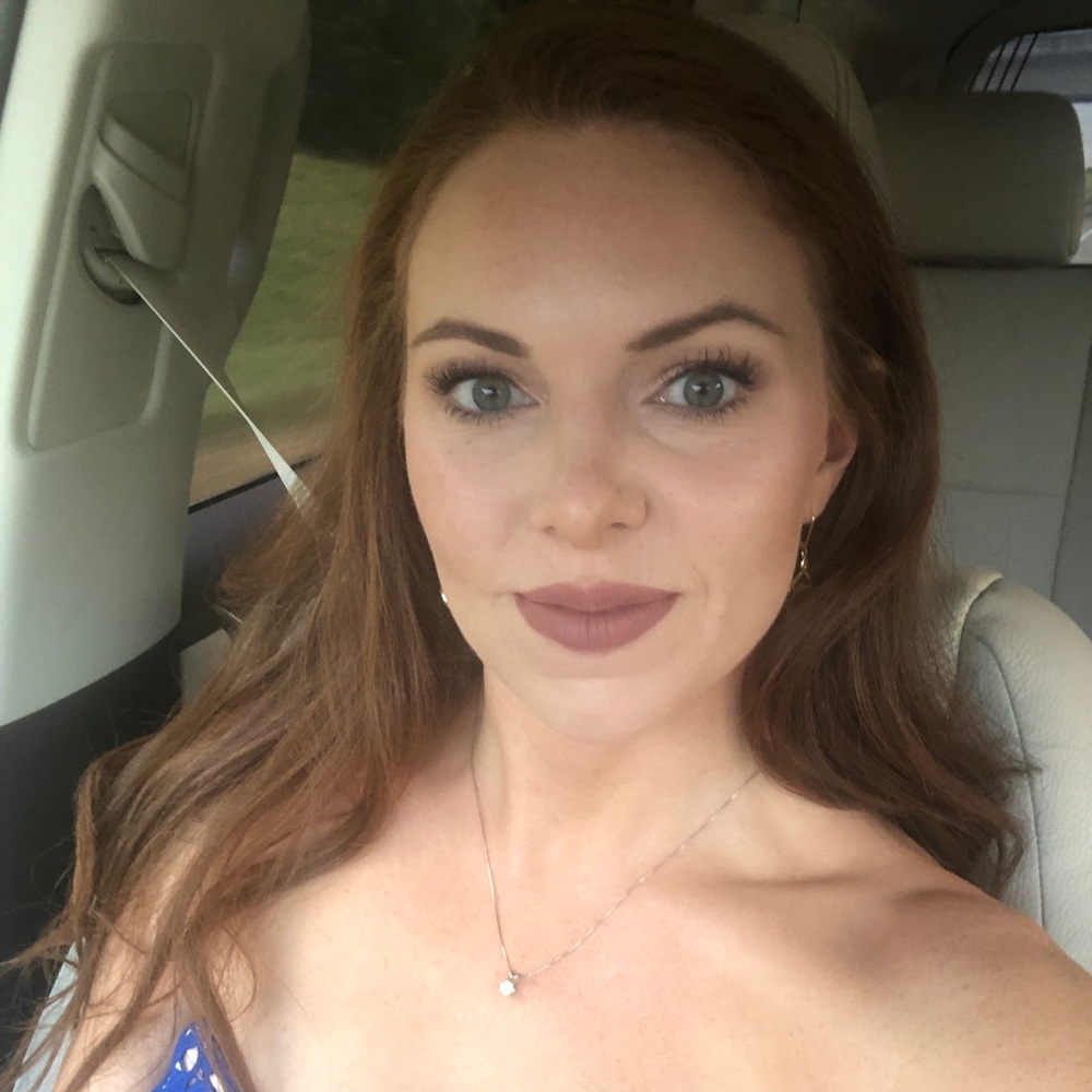 Meet your Posher, Kelly